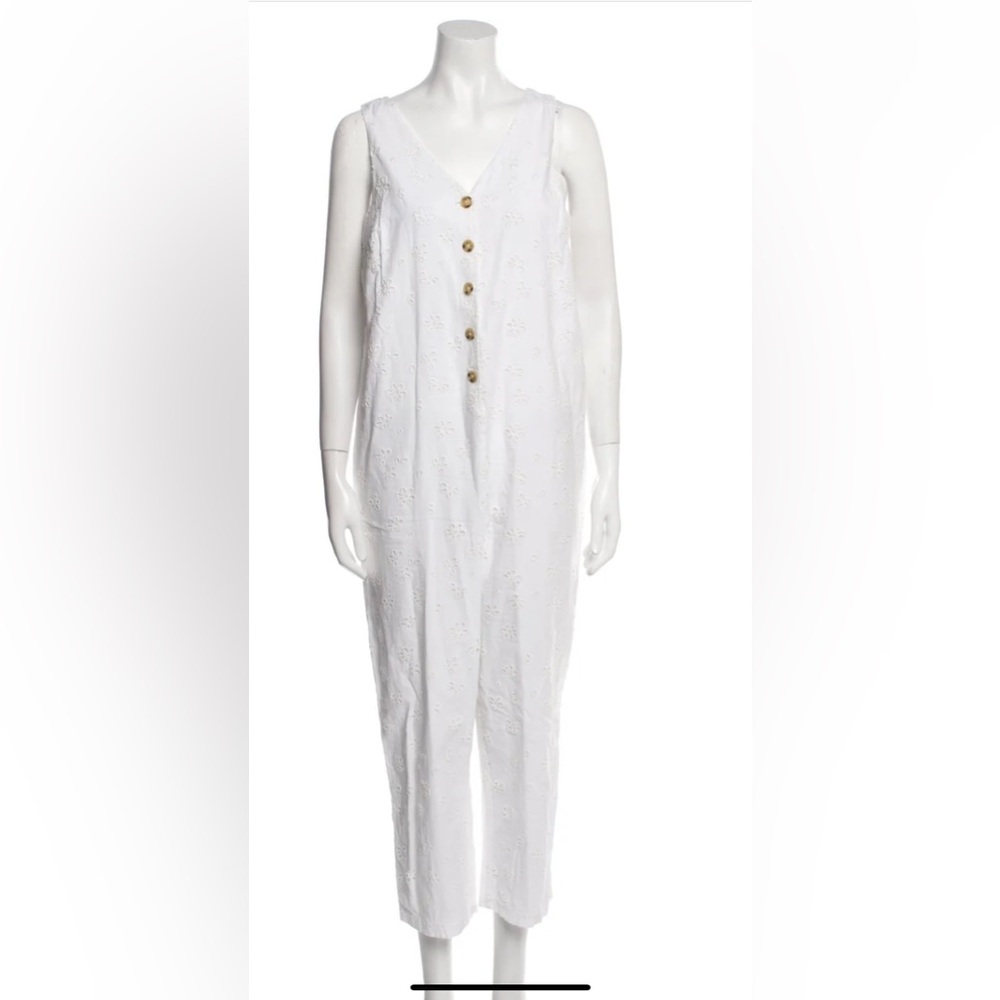 Hatch Maternity Size 1 White V Neck Jumper